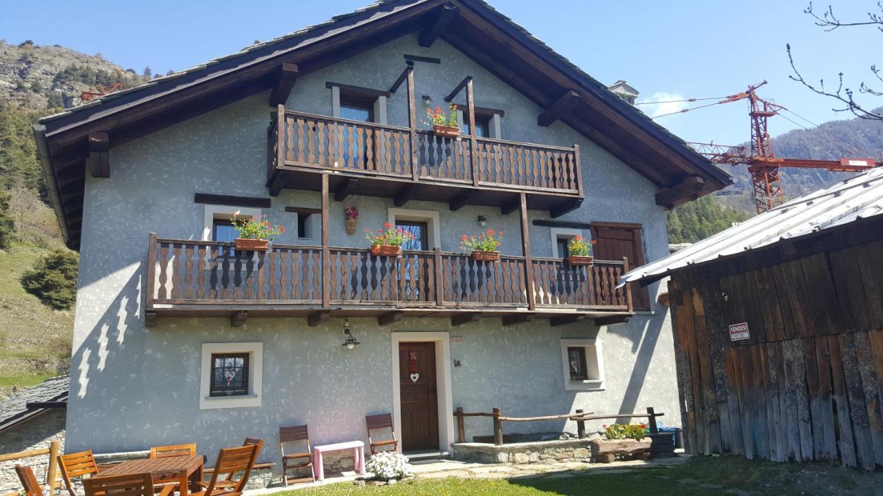 Home Sweet Home Antey-Saint-André Buitenkant foto